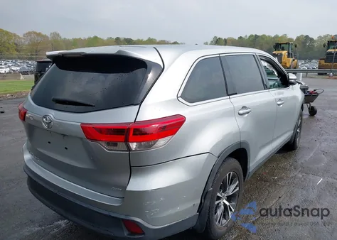 2019 Toyota Highlander Le from USA, damaged, VIN 5TDBZRFH6KS744282